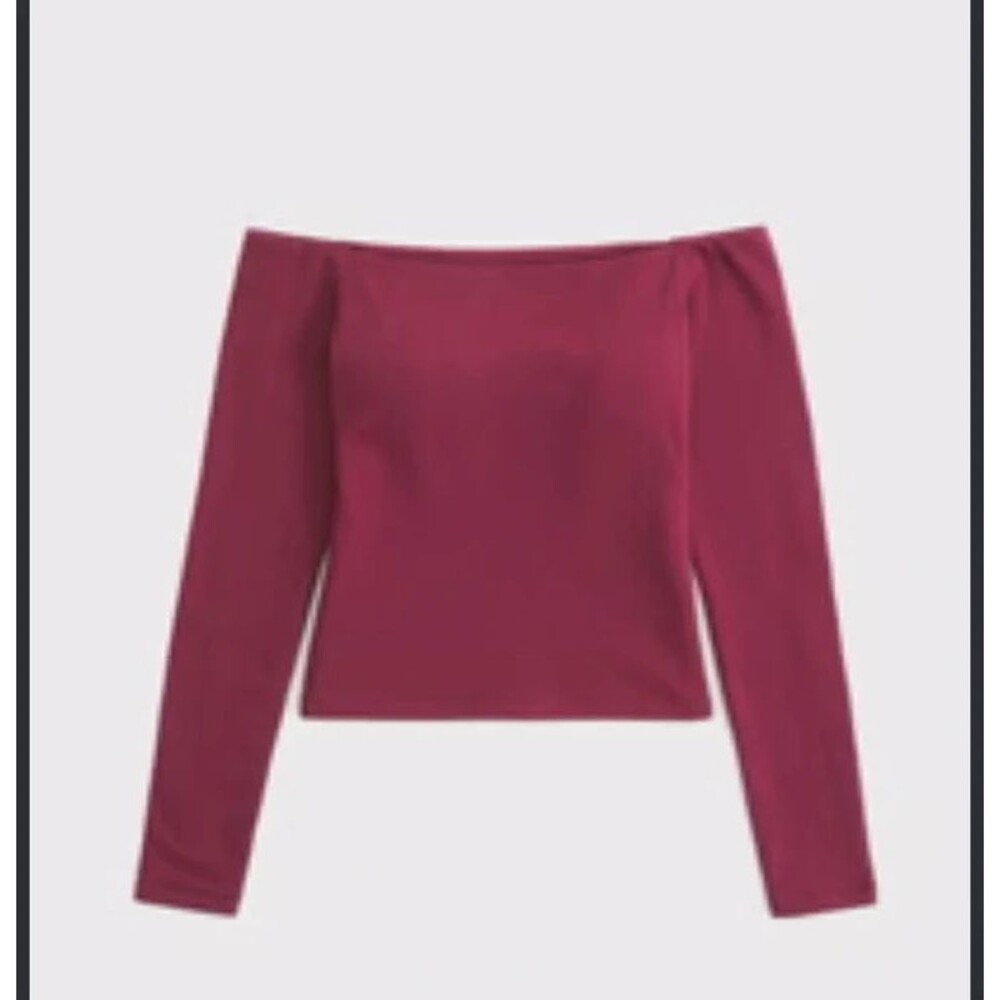 Abercrombie & Fitch burgundy off-the-shoulder long-sleeve top. XL